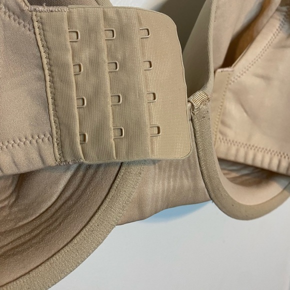 Vanity Fair Women's Tan Bra Adjustable Strap sz 49D - Picture 7 of 9